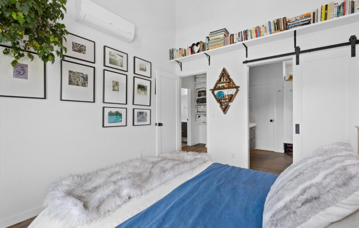 2507 Riverside Drive Photo