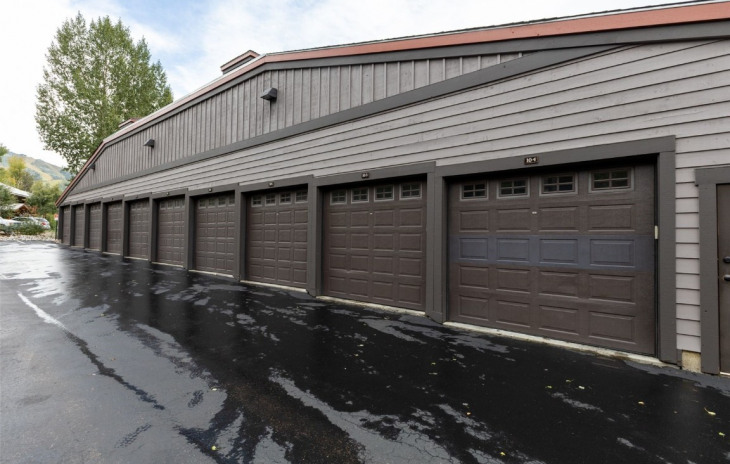 580 Anglers Drive Photo