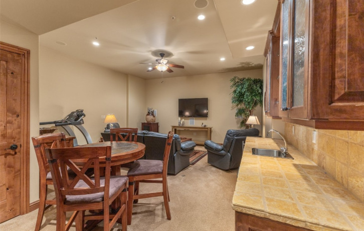 1555 Eagle Glen Drive Photo