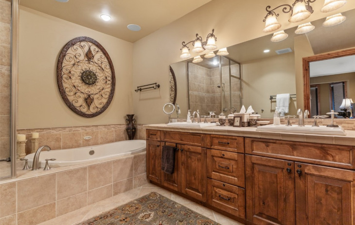 1555 Eagle Glen Drive Photo