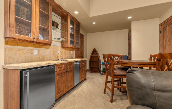 1555 Eagle Glen Drive Photo