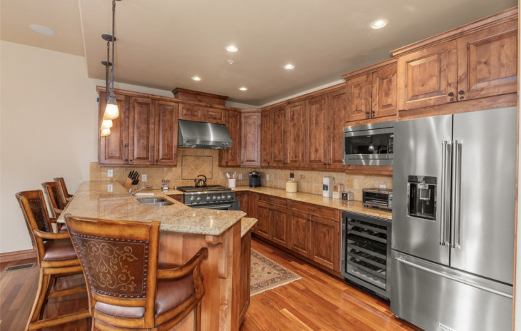 1555 Eagle Glen Drive Photo