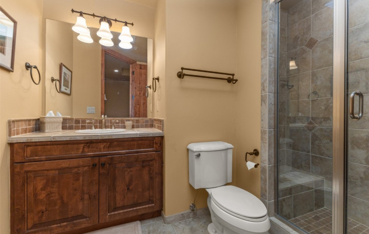 1555 Eagle Glen Drive Photo