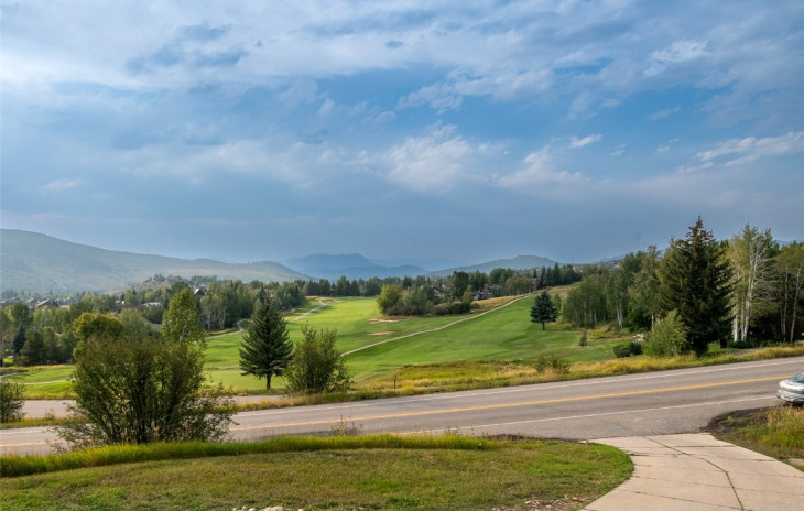 1767 Clubhouse Drive Photo