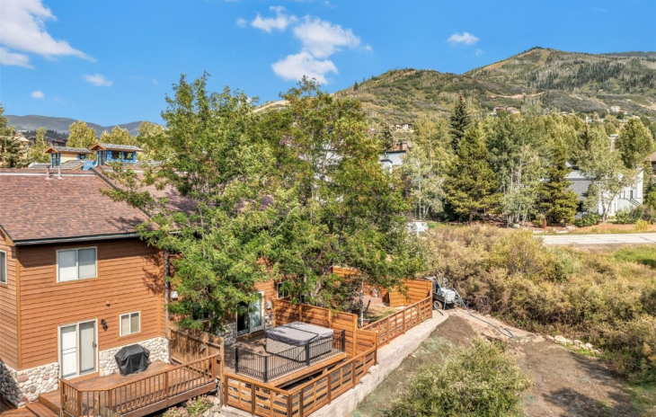 3005 Village Drive Photo