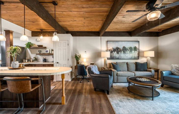 2470 Apres Ski Way Photo
