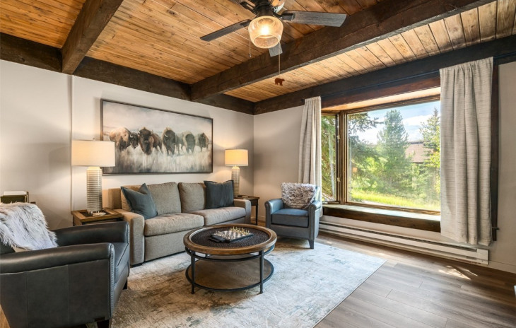 2470 Apres Ski Way Photo