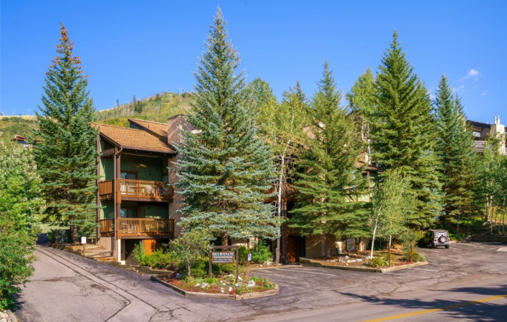 2470 Apres Ski Way Photo