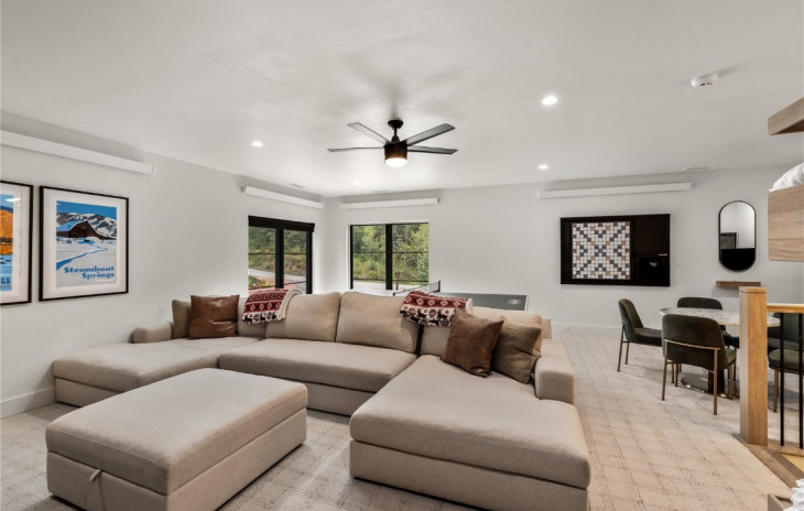 2406 Ski Trail Lane Photo