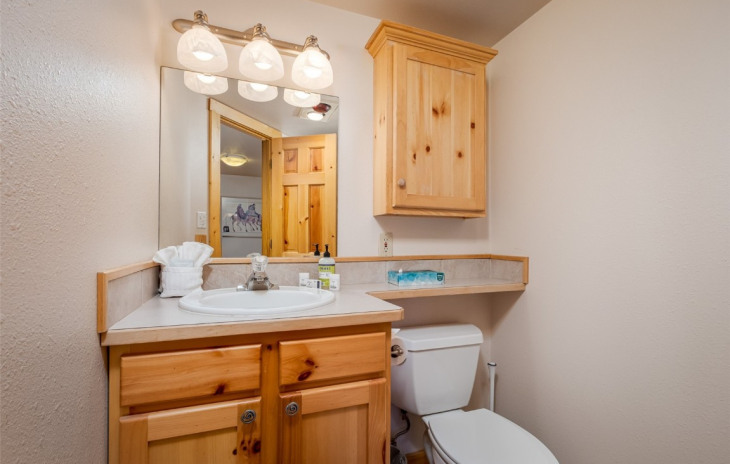 2035 Walton Creek Road Photo