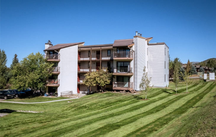 2035 Walton Creek Road Photo