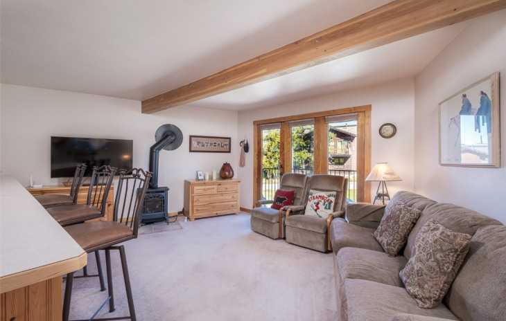 2035 Walton Creek Road Photo