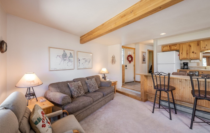 2035 Walton Creek Road Photo