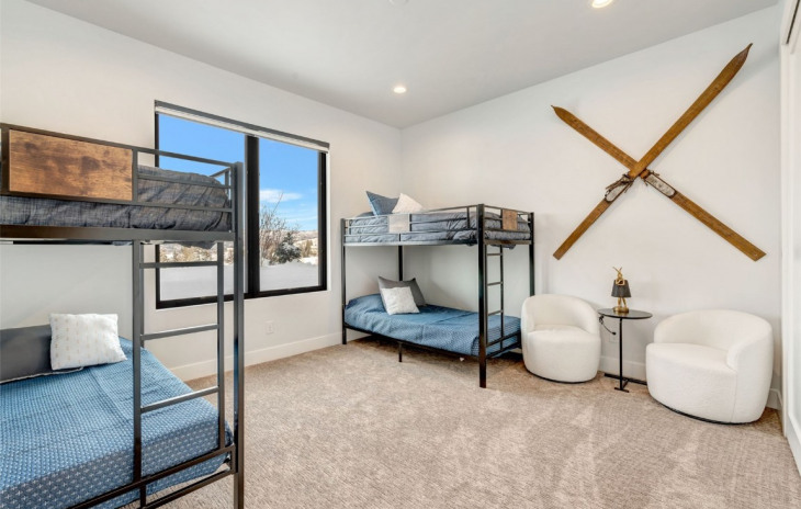 1230 Harwig Circle Photo