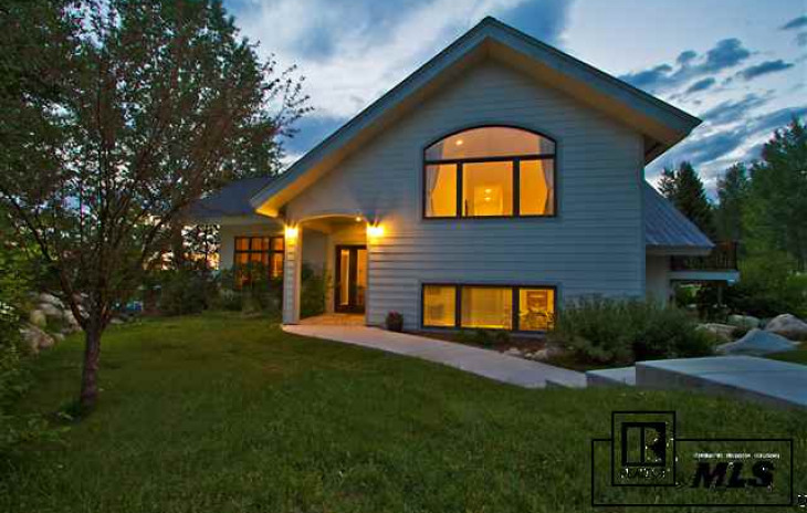 1750 Fish Creek Falls Road Photo