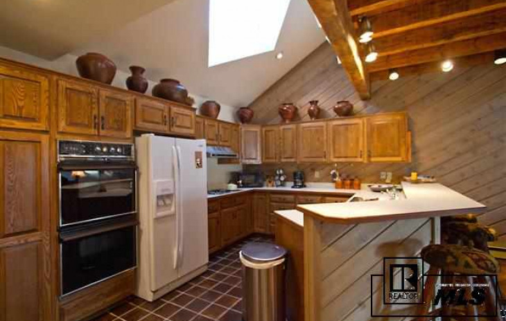 2455 Ski Trail Lane Photo