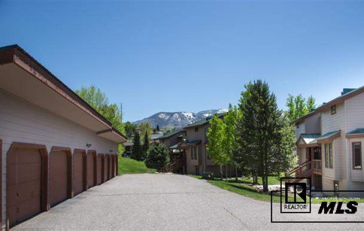 240 Hilltop Parkway #201 Photo