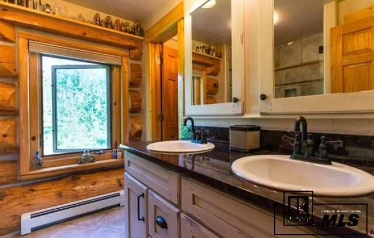 58075 Jupiter Place Photo