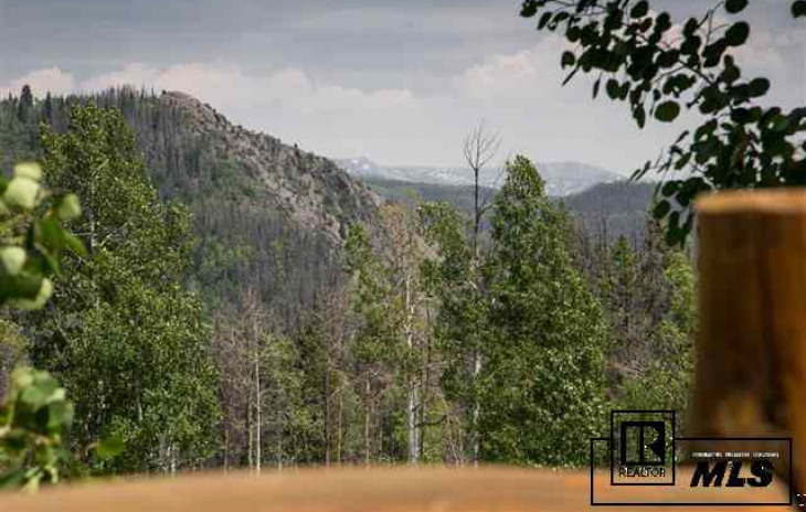 58075 Jupiter Place Photo