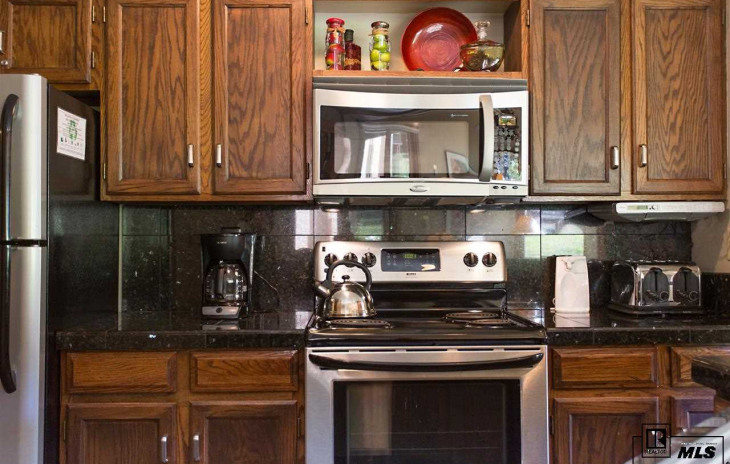 2700 Village Drive Photo