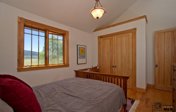 33050 Ponderosa Trail Photo