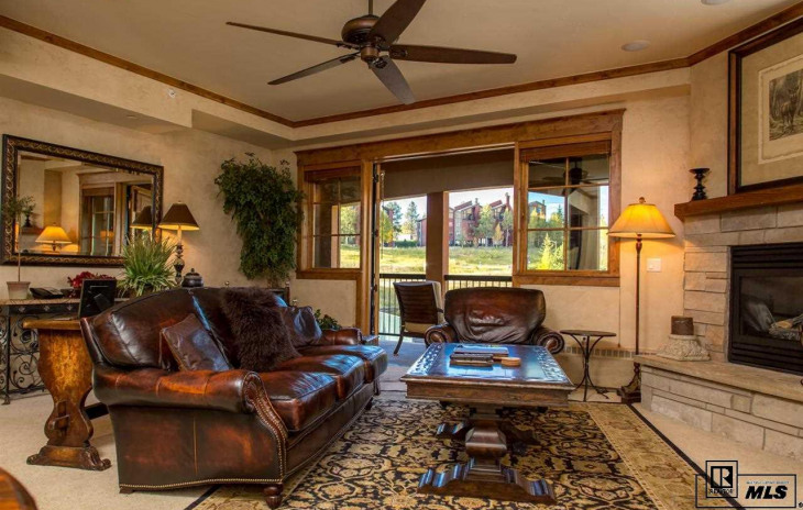 2525 Village Drive 4e Photo