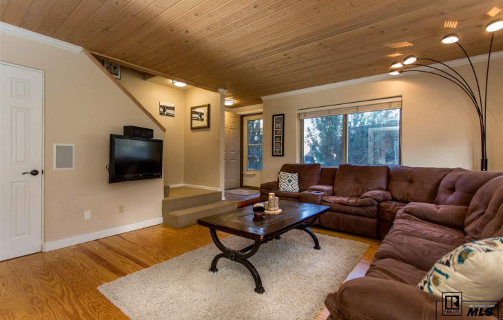 3005 Village Drive Photo
