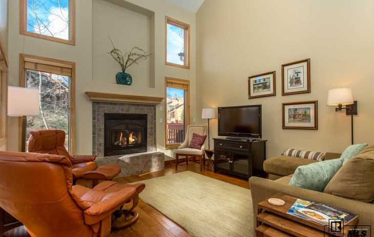 1503 Cascade Drive #2 Photo