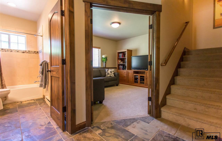 439 Willett Heights Ct Photo
