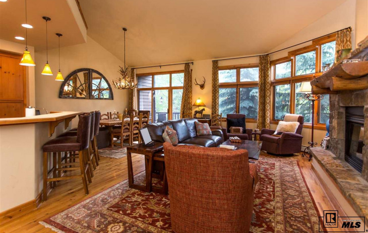 2669 Waterstone Lane Photo