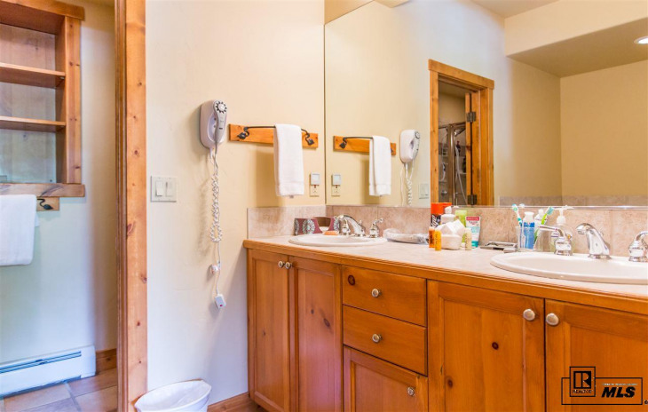 2669 Waterstone Lane Photo