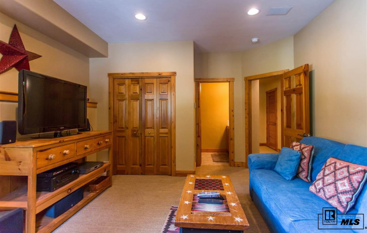 2669 Waterstone Lane Photo