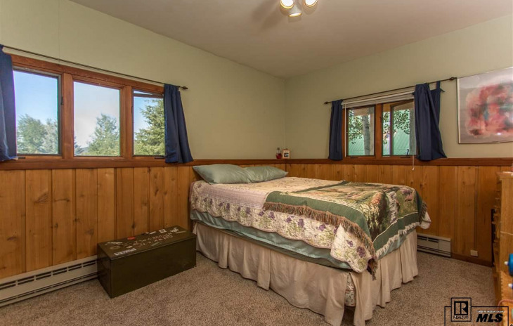 1380 Blue Spruce Ct Photo