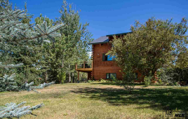 1380 Blue Spruce Ct Photo
