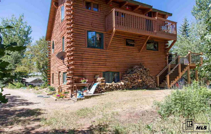 1380 Blue Spruce Ct Photo