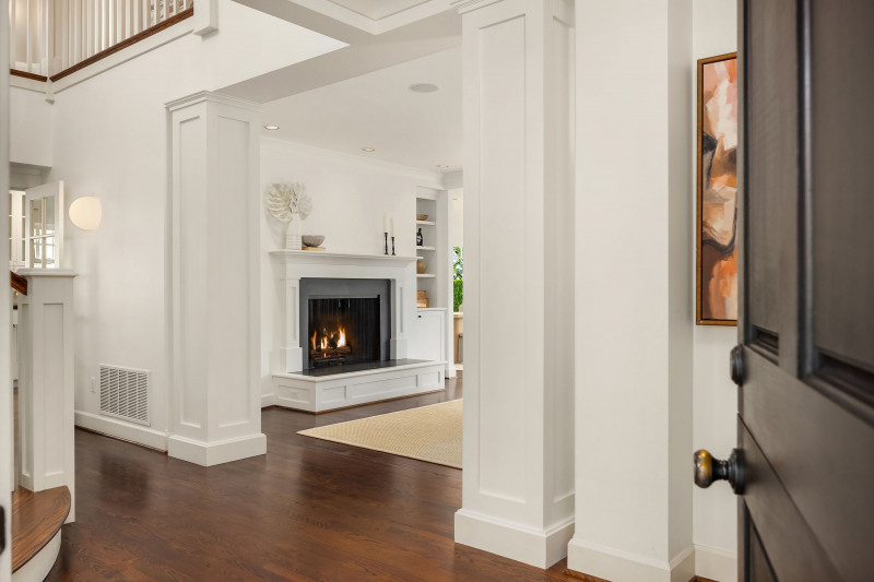 As you walk into the home....