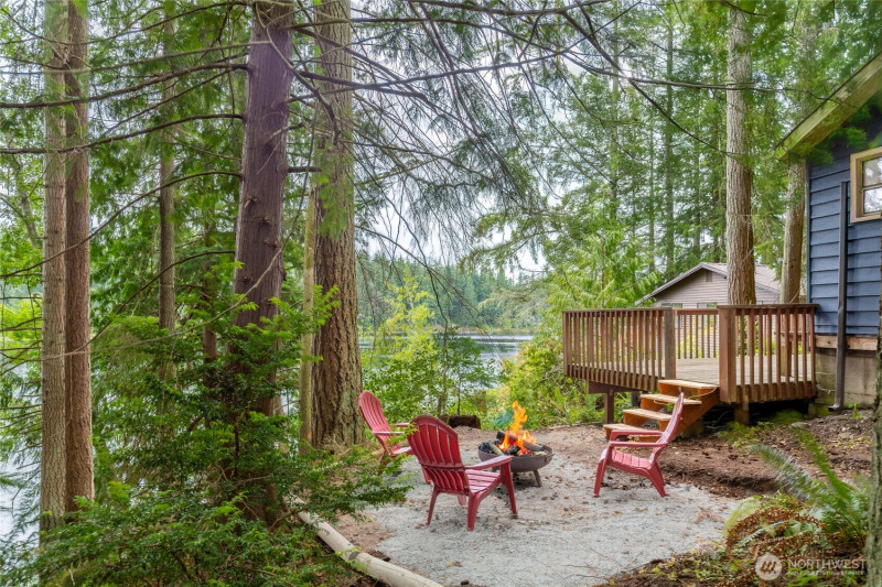 Make memories on Goss Lake! Make memories on Goss Lake!