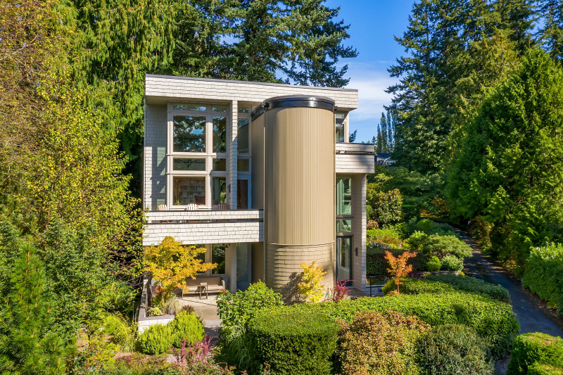 Just 7 freestanding homes make up Phase III.
