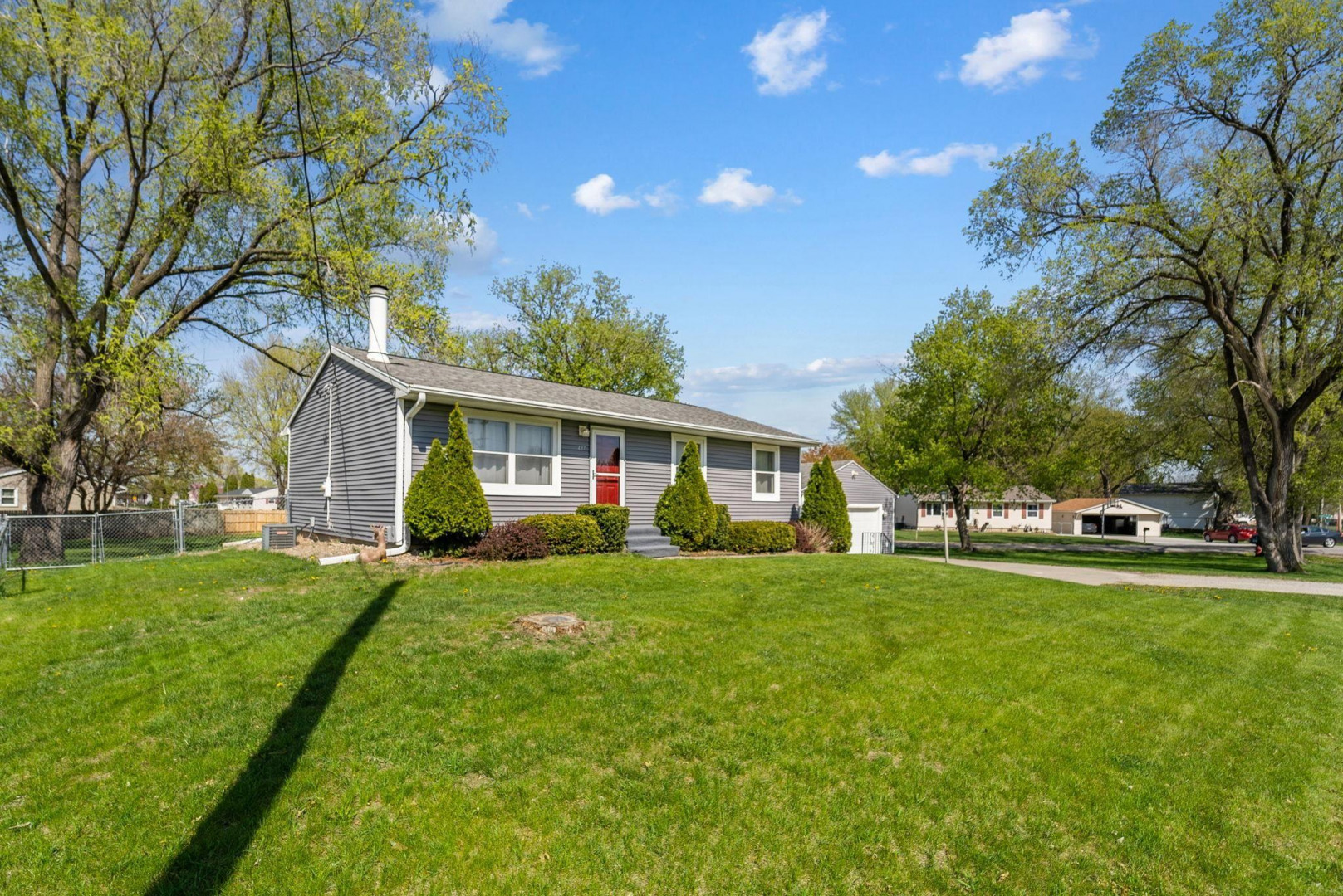 427 Gilbertville Road, Elk Run Heights, IA Ruhl&Ruhl