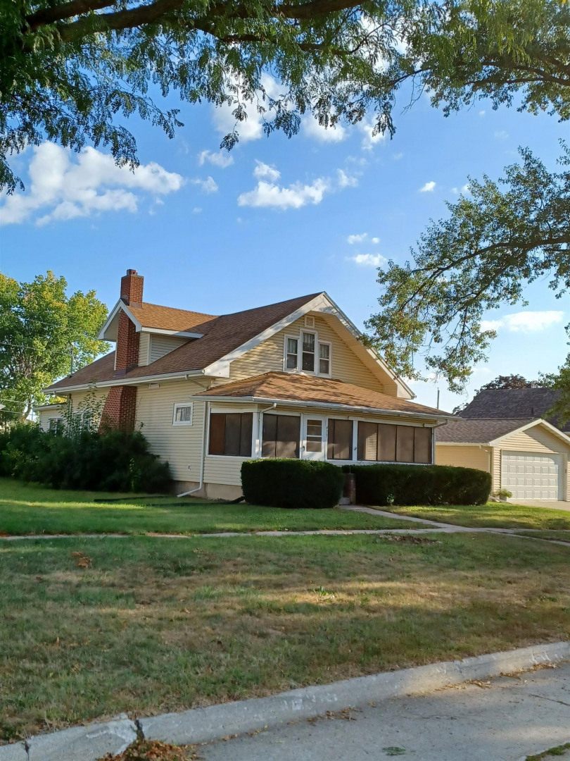 413 4th Street, Gladbrook, IA Ruhl&Ruhl