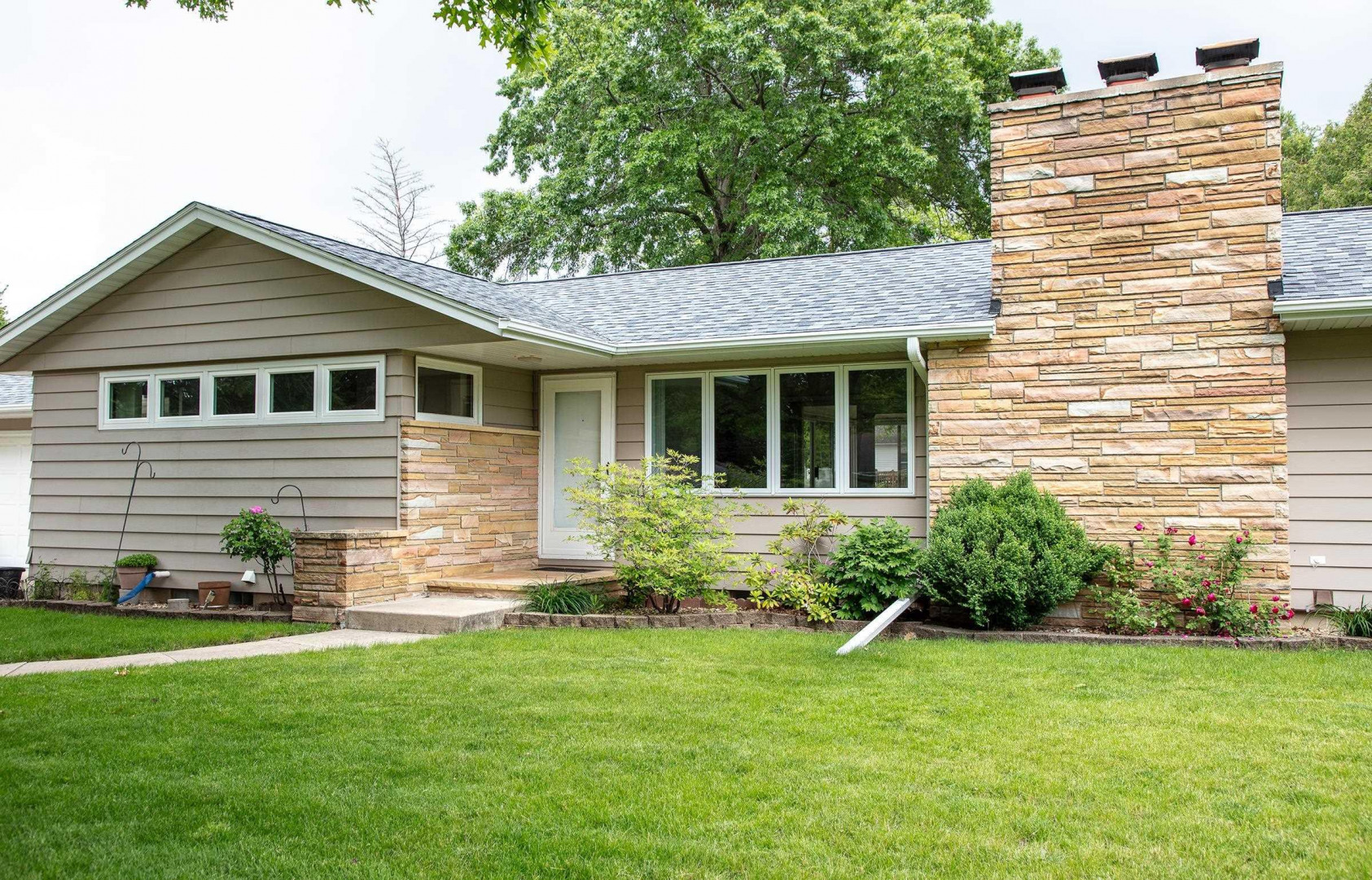 705 Sheridan Road, Waterloo, IA Ruhl&Ruhl