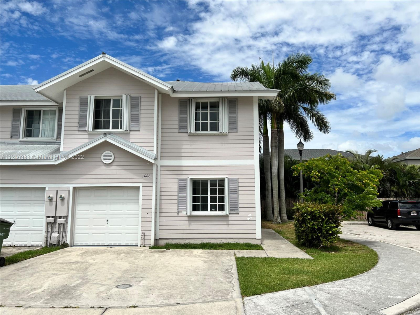 1666 SE 9th Ave 1666 Homestead Homestead Echo Fine Properties
