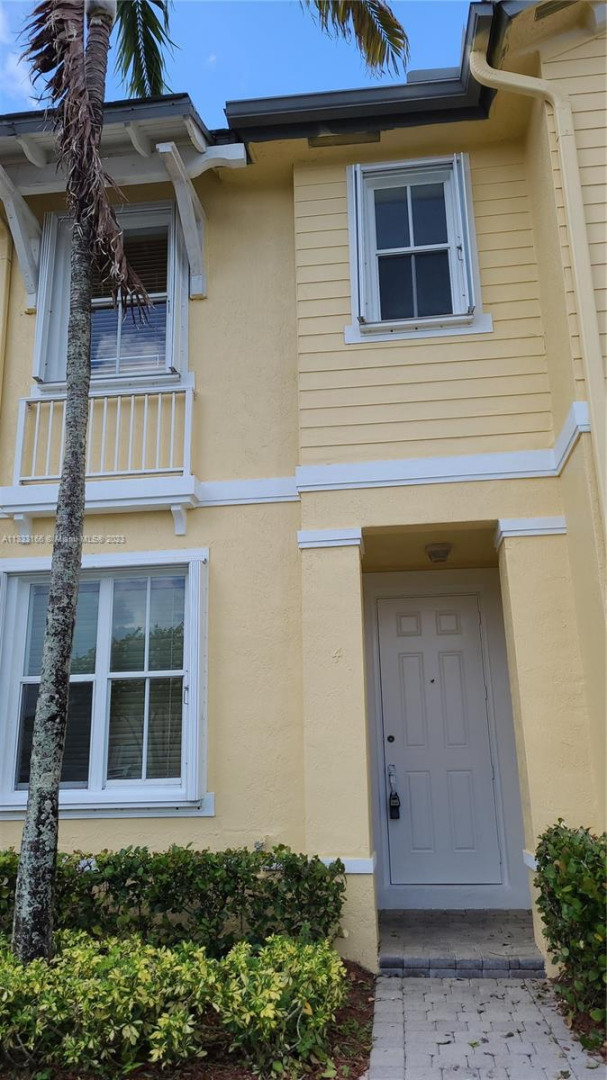 2928 SE 2nd St 4 Homestead Townhouse For Rent Echo Fine Properties