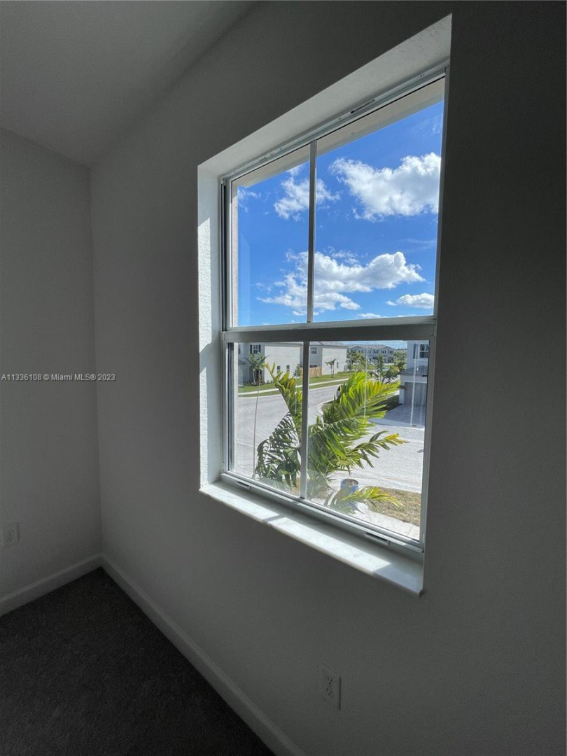 2641 SE 10th St 2641 Homestead Townhouse For Rent Echo Fine Properties