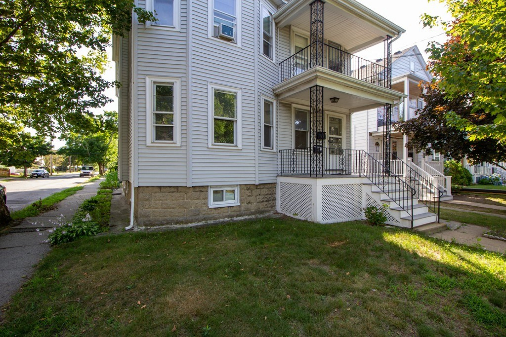 52 Broadway 1, Arlington, MA 02474, MLS 72849878 Boston Condos