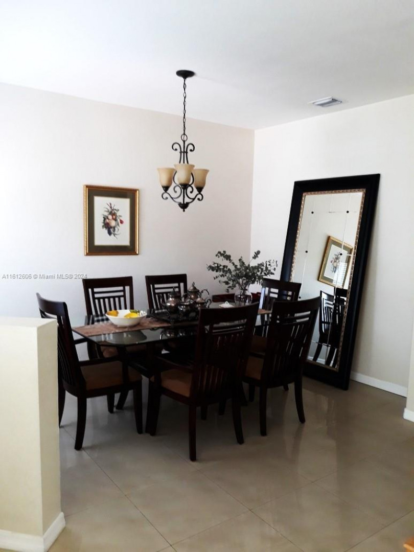 3349 Merrick Ln, Margate Margate Echo Fine Properties