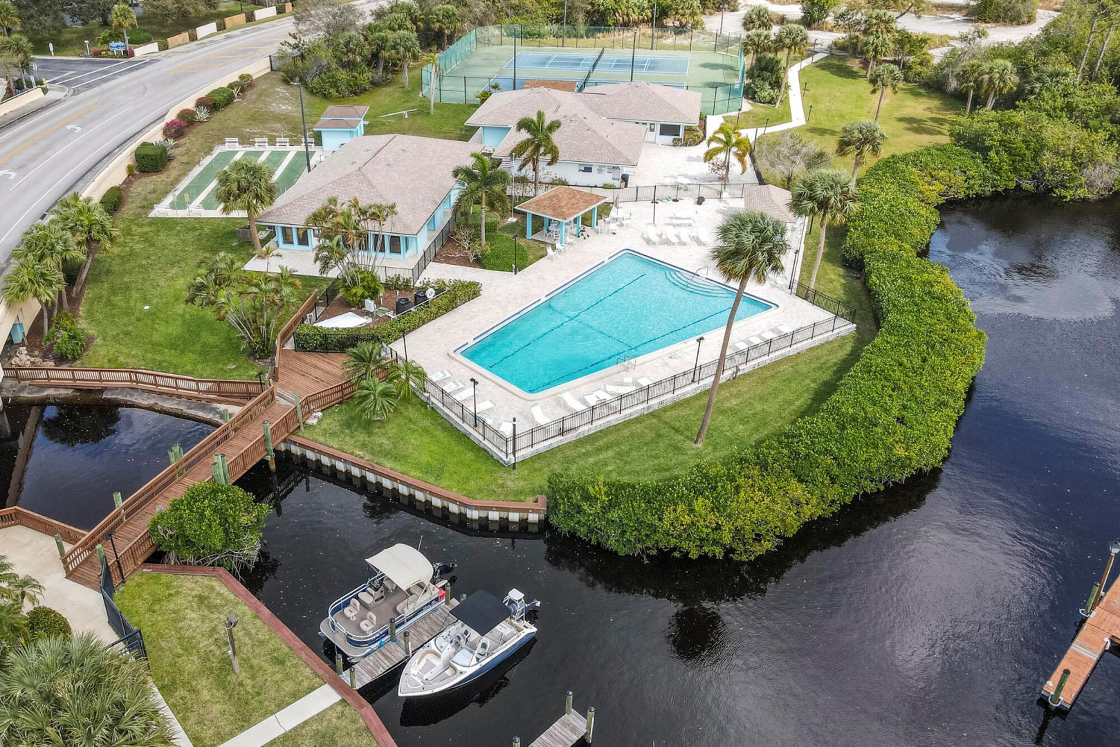1561 NE 12th Terrace, Jensen Beach Jensen Beach Echo Fine Properties
