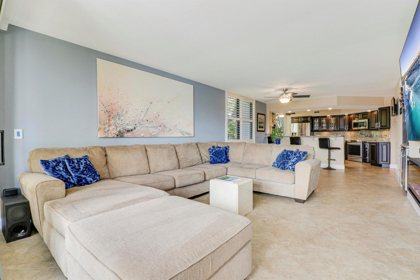 515 Bay Colony Drive N, Juno Beach Juno Beach Condos & Homes Echo