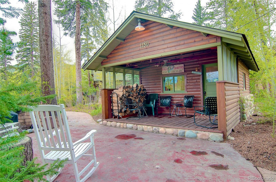Angler's Retreat Cabin