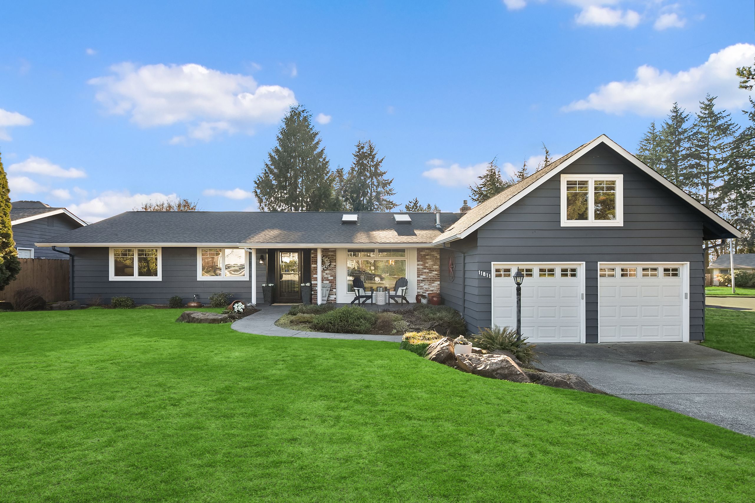 11811 NE 133rd Place Kirkland WA 98034 MLS 1880073 Heidi Nevin